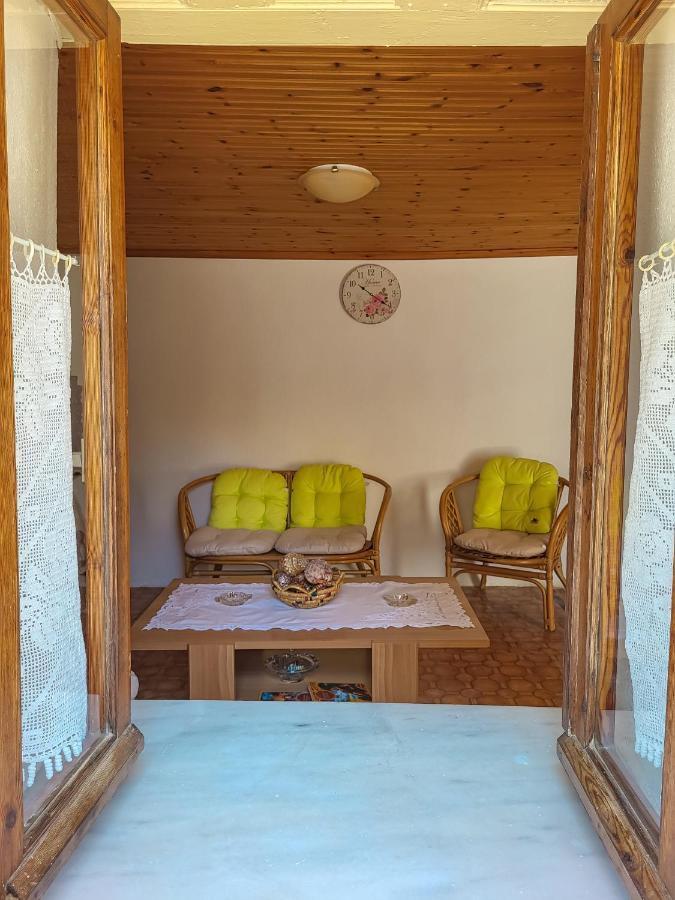 Παραδοσιακό Σπίτι Με Θέα Villa Tríkeri Buitenkant foto